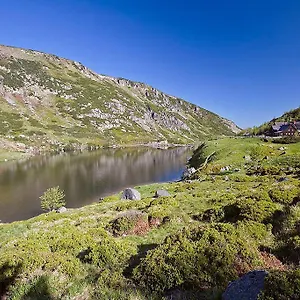https://schronisko-pttk-samotnia.karpacz-hotel.com